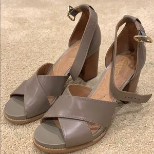 brown high heel shoes from clark’s